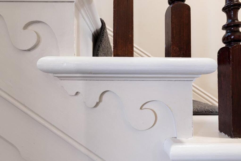 Generous Victorian Terrace In Cbd - Parking & Wifi Appartement Launceston Buitenkant foto